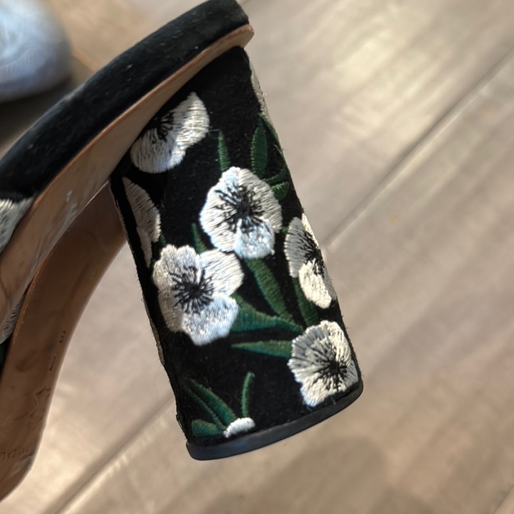 Loeffler Randall Black Floral Women's Shoes - Picture 5 of 7